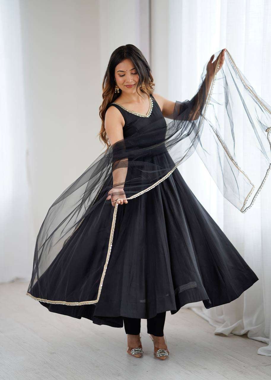 Womens Pure Romansilk Chanderi Anarkali Kurti with Pant & Dupatta Set - Image 6